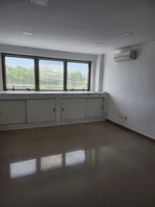 Sala Comercial para alugar, 30m² no Barra Olímpica, Rio de Janeiro