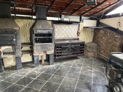 Imóvel Comercial com 10 Quartos para alugar, 230m² no Saldanha Marinho, Petrópolis