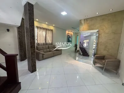Casa de Condomínio com 4 Quartos à venda, 235m² no Dom Pedro I, Manaus
