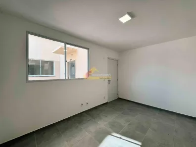 Apartamento com 2 Quartos para alugar, 49m² no Interlagos, Divinópolis