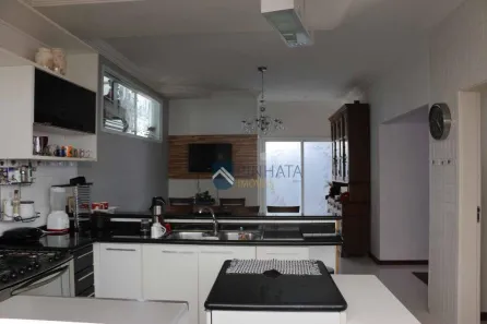 Casa de Condomínio com 4 Quartos para alugar, 300m² no Pinheirinho, Vinhedo
