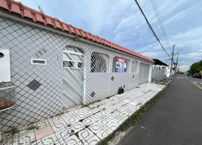 Casa com 4 Quartos à venda, 260m² no Dom Pedro I, Manaus