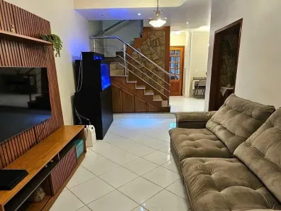 Casa de Condomínio com 3 Quartos para alugar, 235m² no Jardim Independência, Taubaté