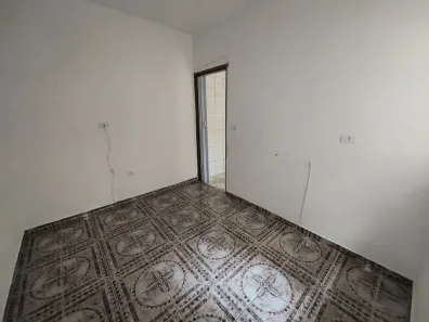 Casa com 1 Quarto para alugar, 30m² no Piraporinha, Diadema