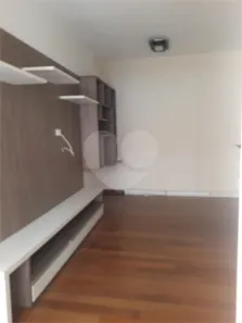 Apartamento com 2 Quartos para venda ou aluguel, 60m² no Jardim Carambeí, São Roque