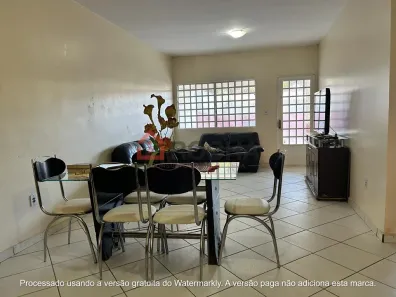 Casa com 3 Quartos à venda, 240m² no Sobradinho, Brasília