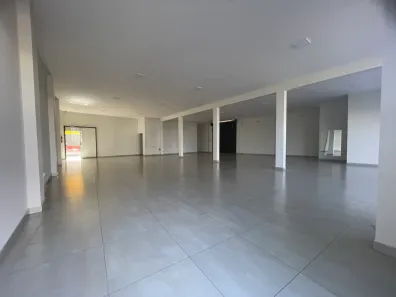 Galpão/Depósito/Armazém para alugar, 524m² no Centro, Marialva