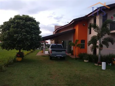 Casa de Condomínio com 3 Quartos à venda, 200m² no , Paranapanema