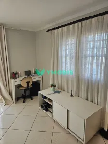 Sobrado com 2 Quartos à venda, 200m² no Setor Habitacional Arniqueira, Brasília