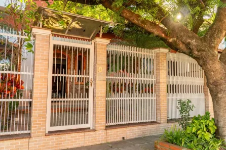 Sobrado com 4 Quartos à venda, 285m² no Vila Imbui, Cachoeirinha