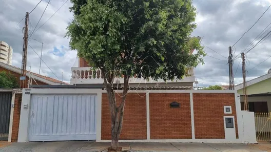 Sobrado com 5 Quartos à venda, 196m² no Vila Yamada, Araraquara