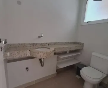 Casa de Condomínio com 3 Quartos para alugar, 130m² no Vila Mogilar, Mogi das Cruzes