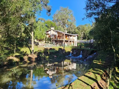 Fazenda/Sítio com 4 Quartos à venda, 5000m² no Bela Vista, Farroupilha