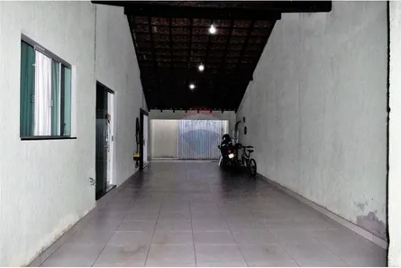 Casa com 3 Quartos à venda, 300m² no Região dos Lagos, Brasília