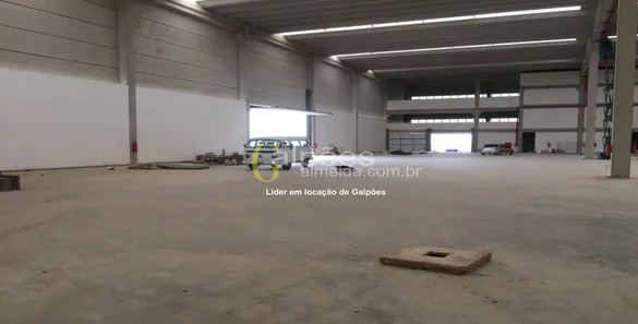 Galpão/Depósito/Armazém para alugar, 1780m² no Mombaça, São Roque