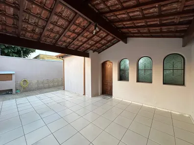 Casa com 2 Quartos à venda, 140m² no Jardim Califórnia, Taubaté