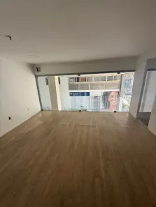 Sala Comercial para alugar, 80m² no Curuzu, Salvador