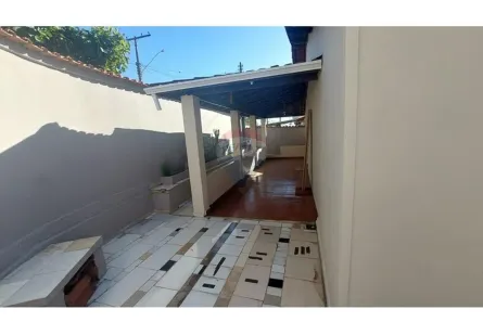 Casa com 3 Quartos para alugar, 160m² no Jardim Brasília, Mogi Guaçu