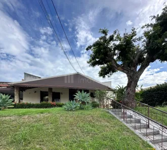Casa com 4 Quartos para alugar, 227m² no Centro (Iguabinha), Araruama