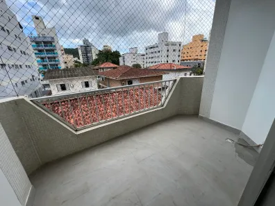 Apartamento com 2 Quartos à venda, 70m² no Jardim Las Palmas, Guarujá