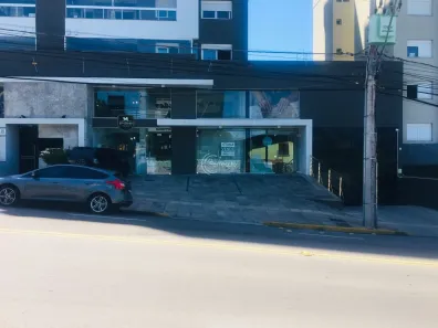 Sala Comercial à venda, 378m² no Panazzolo, Caxias do Sul