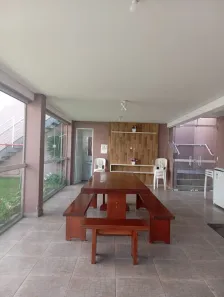 Apartamento com 2 Quartos para alugar, 50m² no Centro, Pinhais