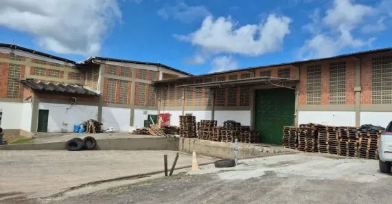 Galpão/Depósito/Armazém para alugar, 1000m² no Valéria, Salvador