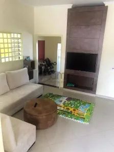 Sobrado com 3 Quartos à venda, 260m² no Vila Real Continuação, Hortolândia