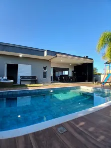 Casa de Condomínio com 3 Quartos para venda ou aluguel, 140m² no Ninho Verde II, Pardinho