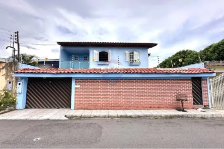 Casa com 4 Quartos à venda, 373m² no Dom Pedro I, Manaus