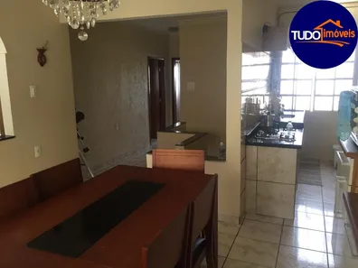 Sobrado com 3 Quartos à venda, 120m² no Santa Maria, Brasília
