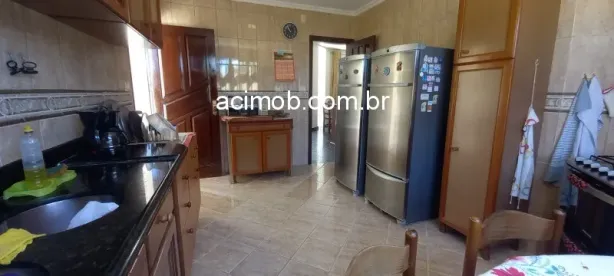 Casa com 3 Quartos à venda, 217m² no Piatã, Salvador