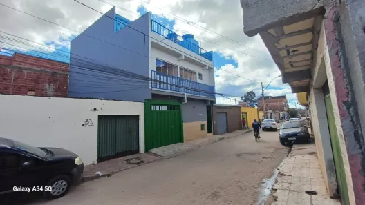 Sobrado com 6 Quartos à venda, 200m² no Setor Norte, Brasília