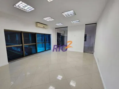 Sala Comercial para alugar, 160m² no Barra Olímpica, Rio de Janeiro