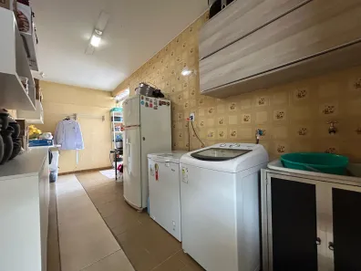 Sobrado com 9 Quartos à venda, 350m² no Taguatinga Sul, Brasília