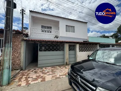 Sobrado com 5 Quartos à venda, 200m² no Setor Leste, Brasília