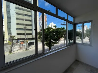 Apartamento com 3 Quartos para alugar, 136m² no Costa Azul, Salvador