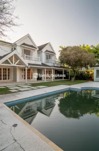 Sobrado com 6 Quartos para venda ou aluguel, 876m² no Barra da Tijuca, Rio de Janeiro
