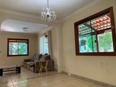 Casa com 4 Quartos à venda, 450m² no Casa Amarela, Betim