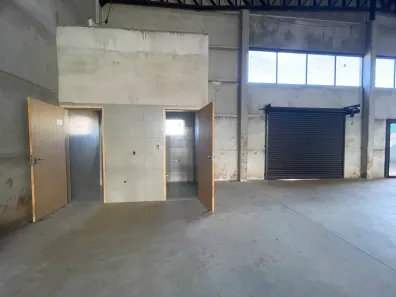 Galpão/Depósito/Armazém para alugar, 800m² no Marialva, Marialva