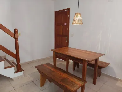 Casa de Condomínio com 3 Quartos para alugar, 140m² no Ogiva, Cabo Frio