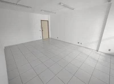 Sala Comercial para alugar, 40m² no Santo Antônio, Belo Horizonte