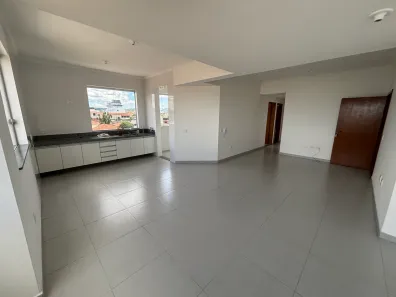 Apartamento com 3 Quartos para alugar, 93m² no Angola, Betim