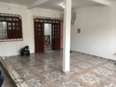 Casa com 3 Quartos à venda, 172m² no São Jorge, Manaus