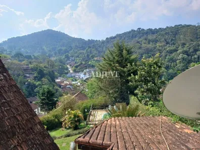Casa com 1 Quarto para alugar, 40m² no Quarteirão Ingelheim, Petrópolis