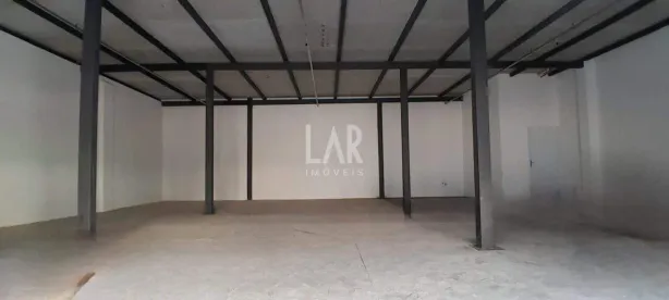 Ponto Comercial para alugar, 150m² no Condomínio das Palmeiras (Parque Durval de Barros), Ibirité