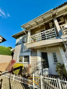 Sobrado com 3 Quartos à venda, 190m² no Vila Bom Princípio, Cachoeirinha