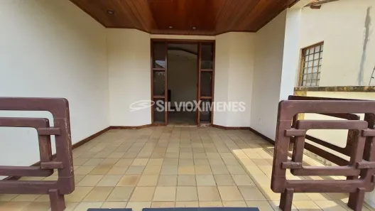Ponto Comercial com 7 Quartos para alugar, 600m² no Santa Tereza, Belo Horizonte