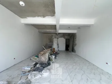 Sala Comercial à venda, 45m² no Saint Etiene, Matinhos