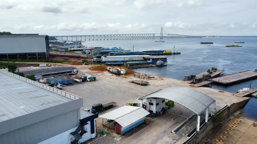 Galpão/Depósito/Armazém para alugar, 2500m² no Ponta Negra, Manaus